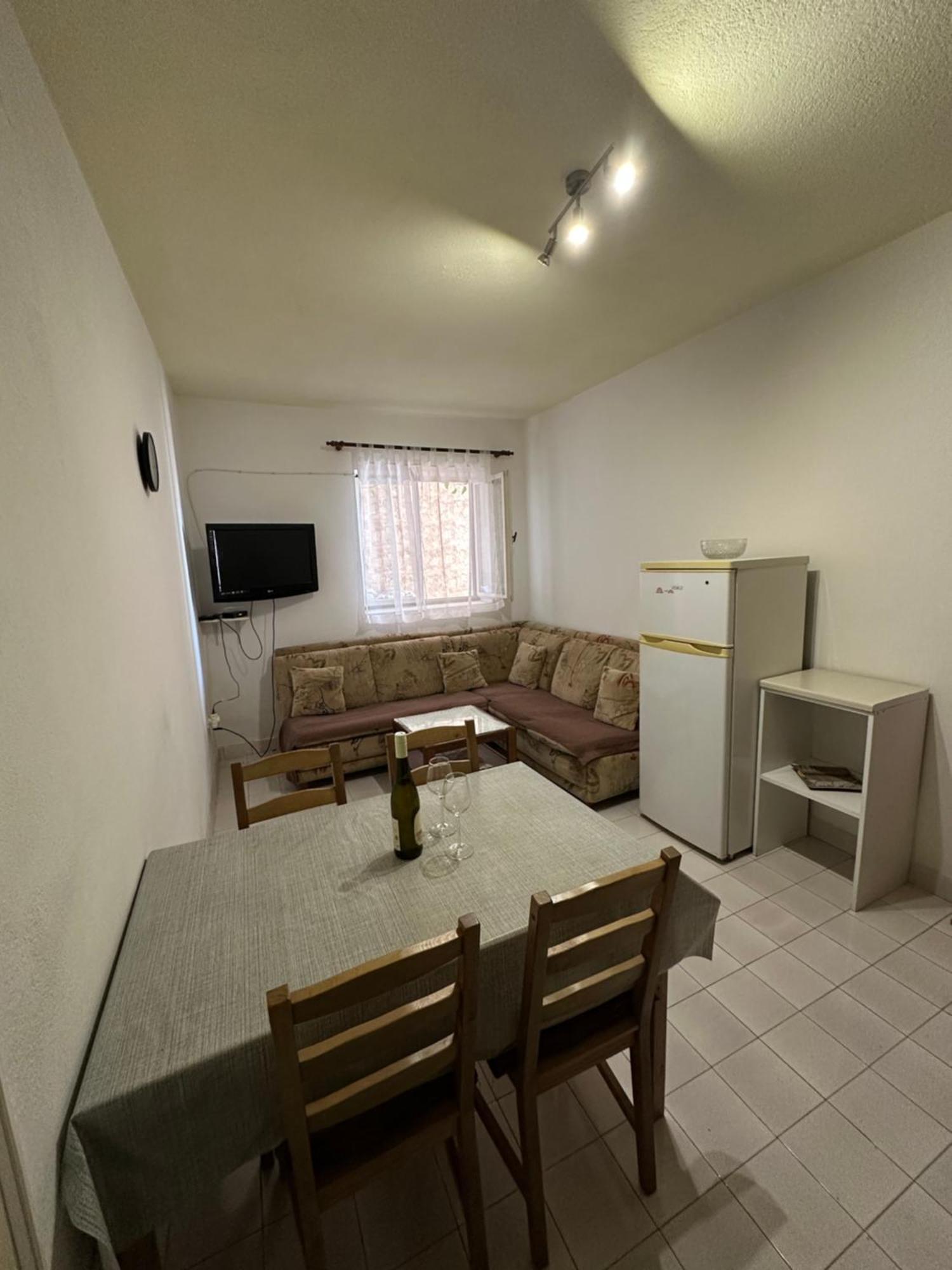 Apartmani Jurica I Ankica Brela Εξωτερικό φωτογραφία
