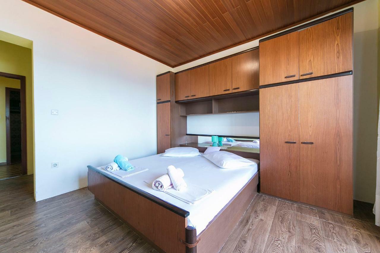 Apartmani Jurica I Ankica Brela Εξωτερικό φωτογραφία